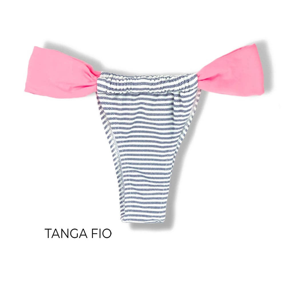Conjunto de biquíni Denim com a combinação Rosa Iogurte | Top Faixa + Tanga Gali | Tanga cortininha lateral com a opção de deixar mais larga | top faixa com ponteiras para amarrar nas costas.