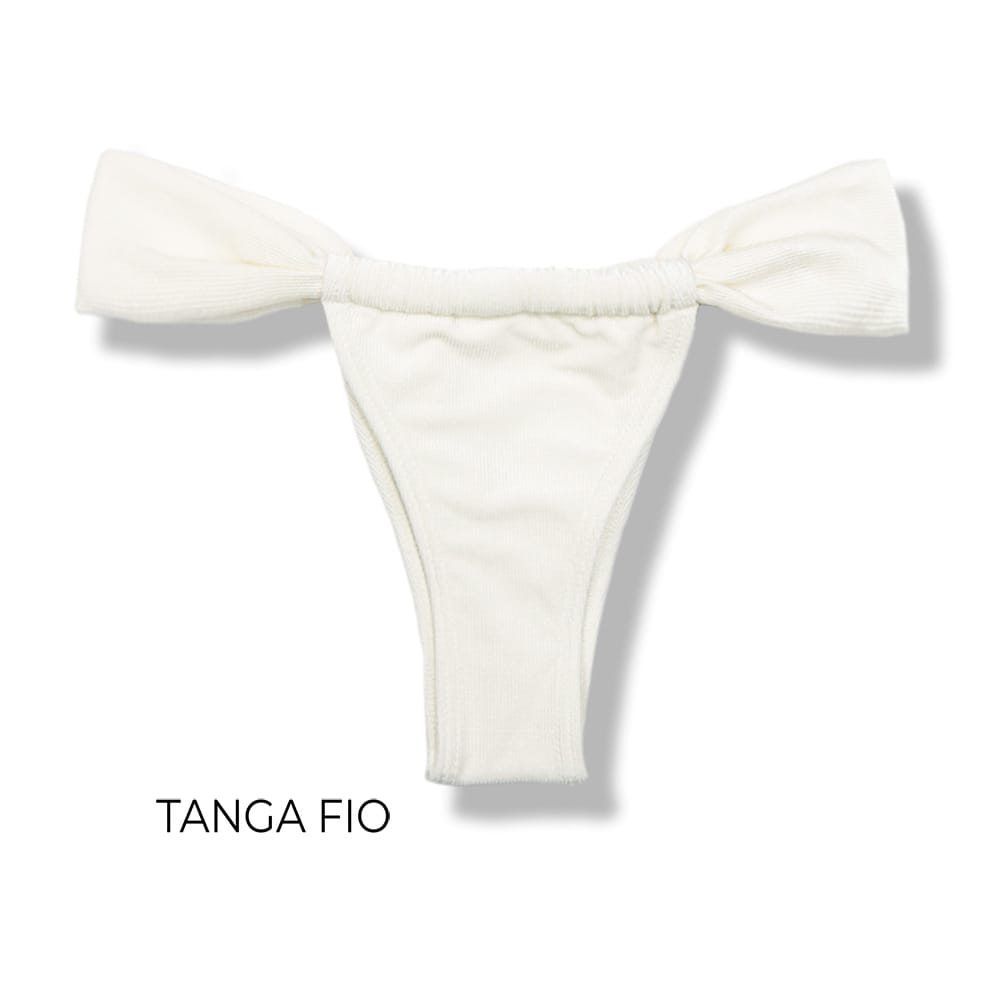 Conjunto de Biquíni Pérola | Top Lua + Tanga Gali | Top Cortininha Reversível com Bojo | Tanga Cortininha Semi Fio | Tecido Texturizado Off White