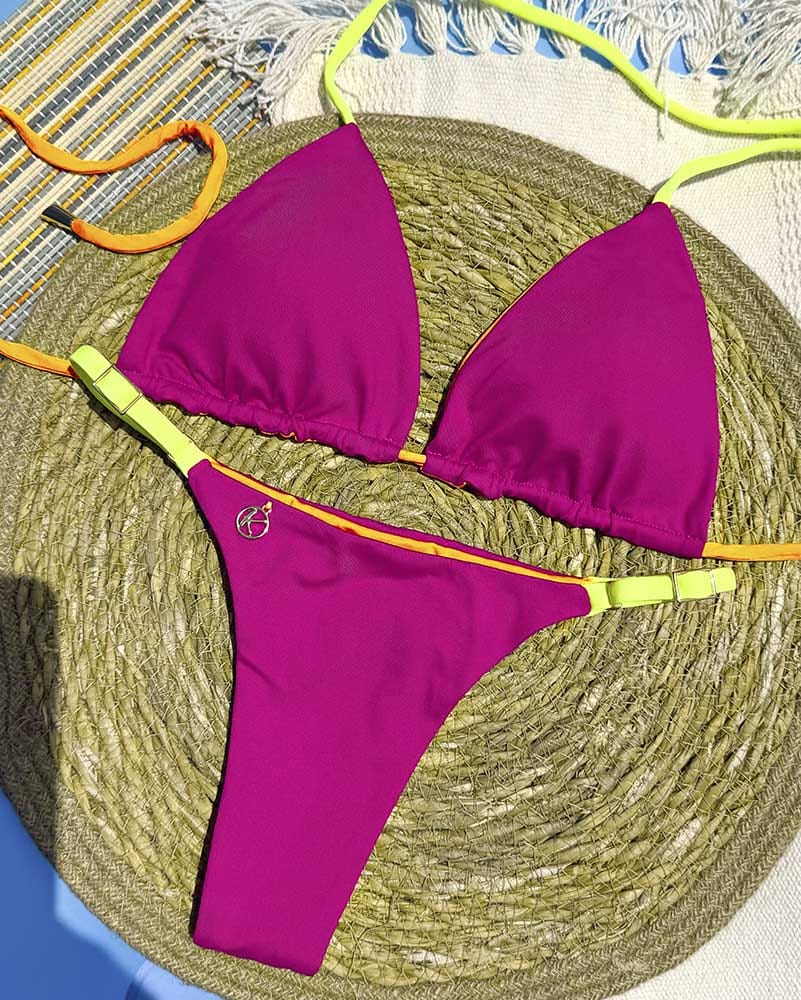 Conjunto de Biquíni Tricolor Pink Twist | Top Lua + Tanga Mia | Top Dupla Face com Bojo Embutido | Tanga Semi Fio com Regulador na Lateral | Pink, Laranja e Amarelo Neon