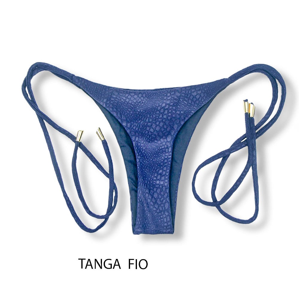 Tanga Cora Crocô Marine | Biquíni Fio Dental com Laço Lateral | Dupla Face Azul | Tecido Texturizado Semibrilho