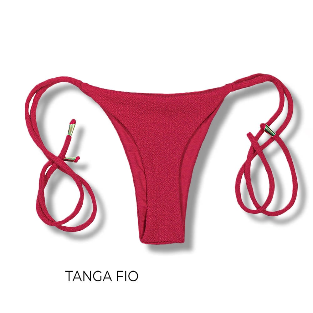 Tanga Cora Zínia | Biquíni Fio Dental com Laço Lateral | Dupla Face Liso Vermelho Carmim | Tecido Texturizado Plissê