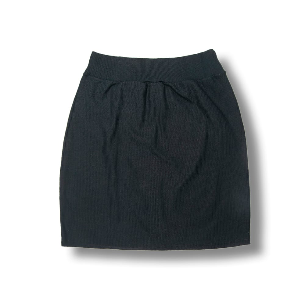 Saia Colissê Preta | Gringa | Saída de Praia | Mini Saia Plissê | Tecido Texturizado | Estoque Limitado