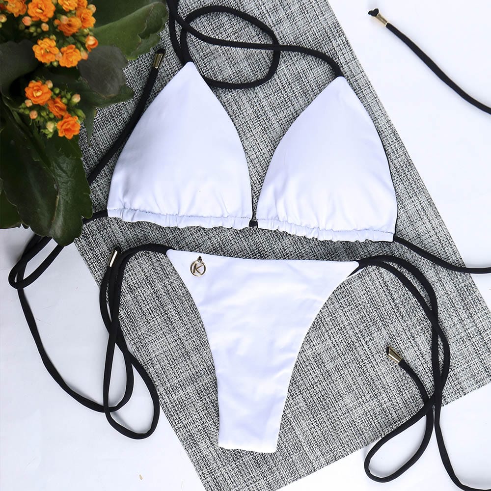 Conjunto de Biquíni Black and White | Top Lua + Tanga Cora | Top Dupla Face com Bojo Embutido | Tanga Dupla Face com Laço Fio Dental