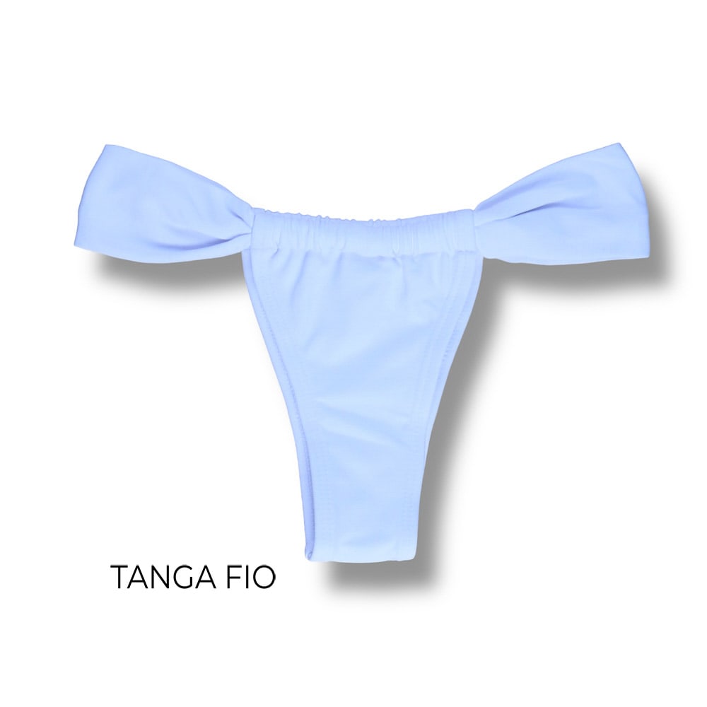 Conjunto de Biquini Branco | Top Mara + Tanga Gali | Tanga cortininha lateral com opção de deixar mais larga | Top cortininha com abertura para bojo | Tecido Opaco na cor Branca