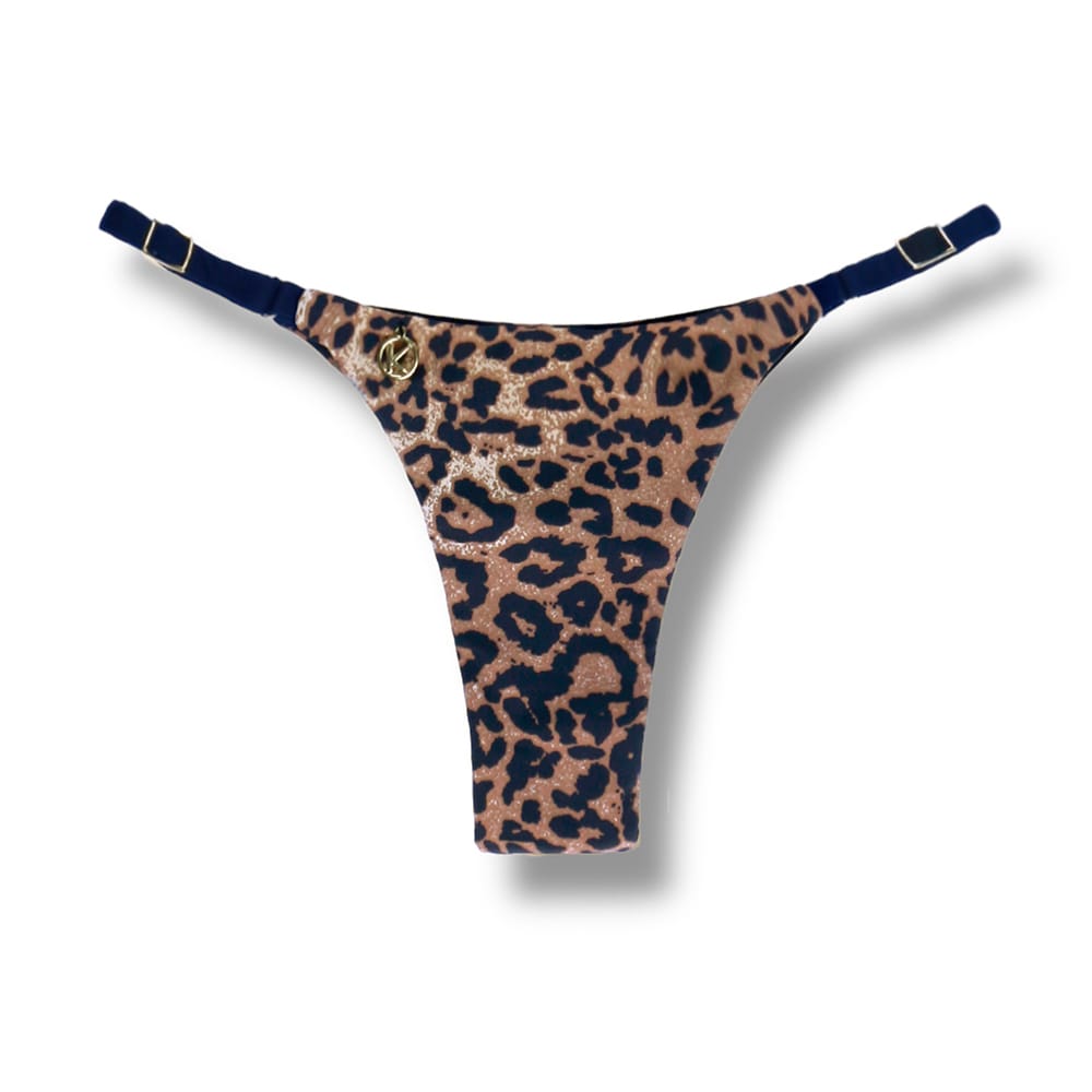 Tanga Mia Animal Print | Biquíni Estampado | Semi Fio | Tira Fina Regulável | Marquinha de Fita | Detalhe Preto | Oncinha
